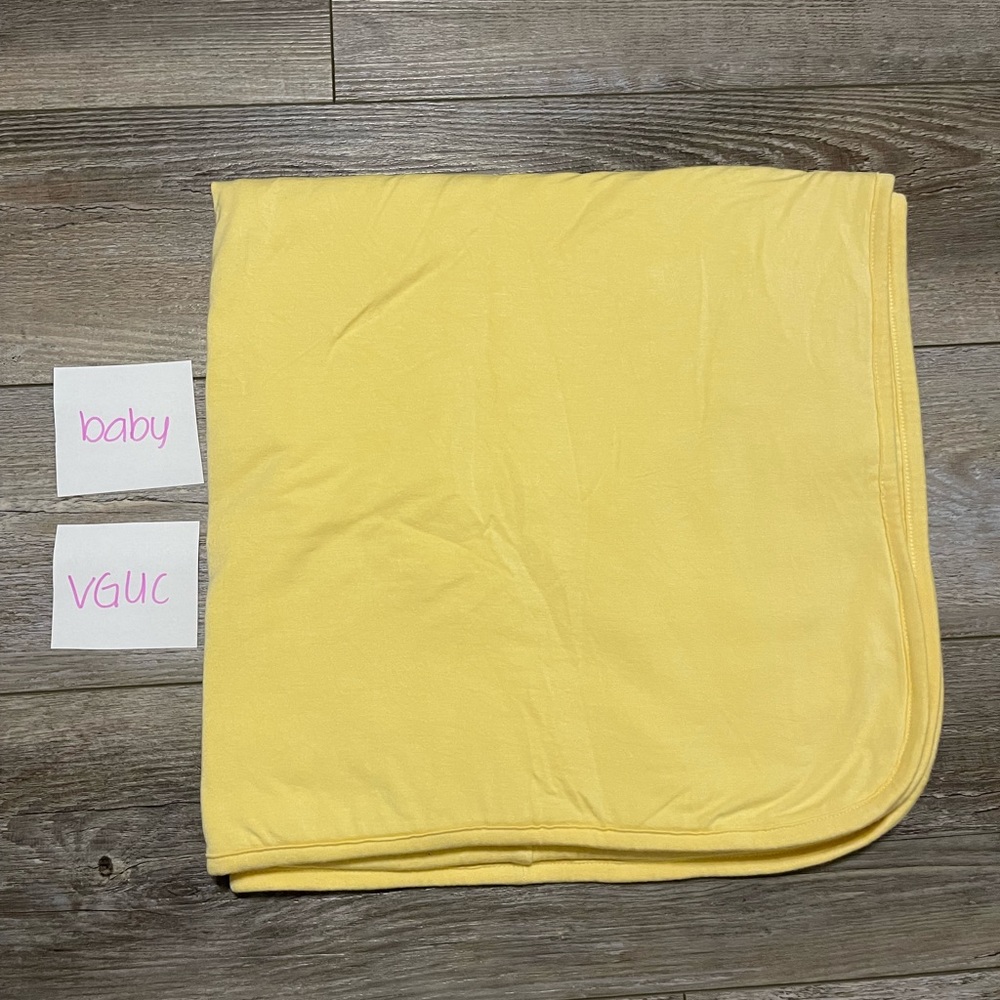 Kyte baby daffodil baby blanket vguc